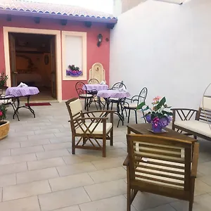 Mariposa Bed & Breakfast
